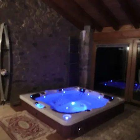 Le Peschiere Bed and breakfast 4*