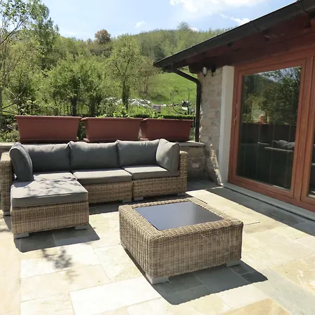 Le Peschiere Bed and Breakfast